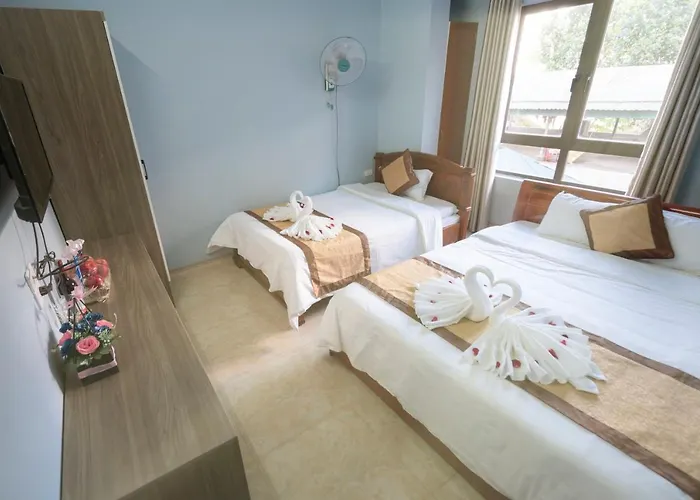 Fancy Hostel&bar Hotel Hạ Long