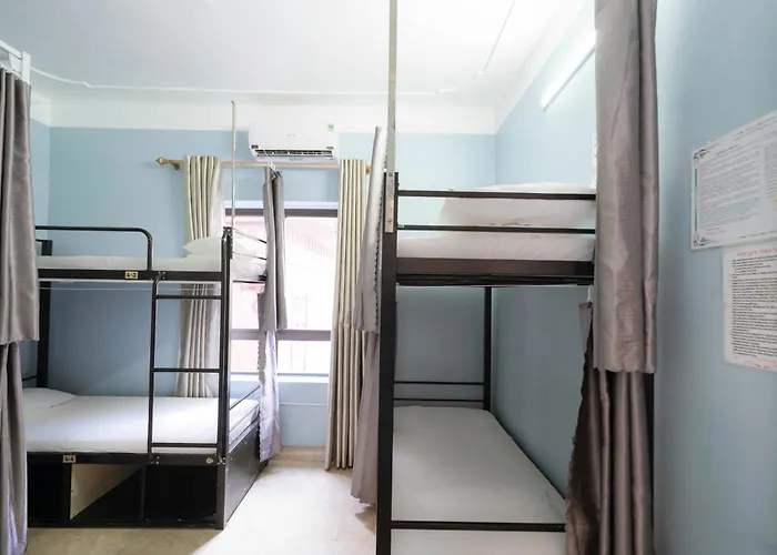 Fancy Hostel&bar 2*